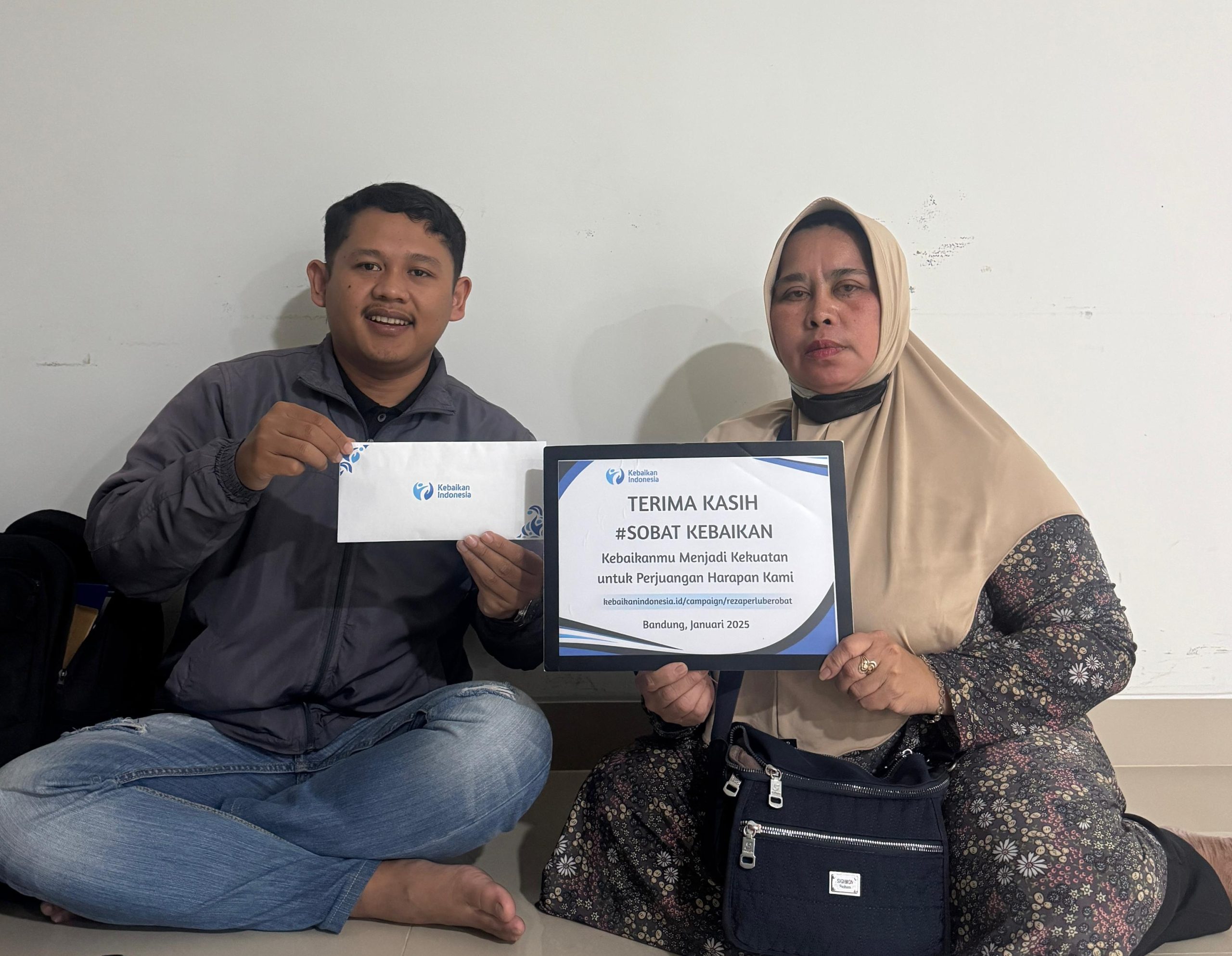HELP! Tangan Bengkak membusuk krn Tumor Stadium Akhir, nyawa Reza kritis!